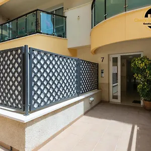 7 , Estepona España